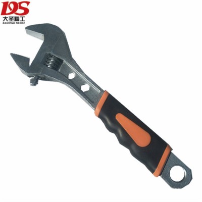 adjustable wrench with double color handle